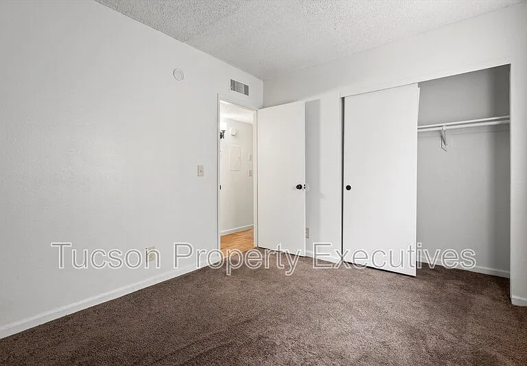 319 E Mohave Rd #206 — Photo 13