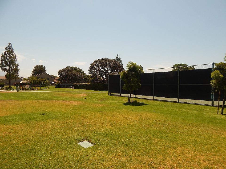 2nd image of 8 Gatewood