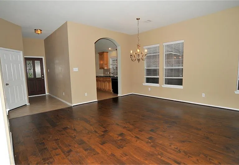 872 Rock Harbor Ln — Photo 5