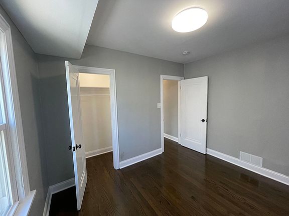5th image of 653 Gordon Ave