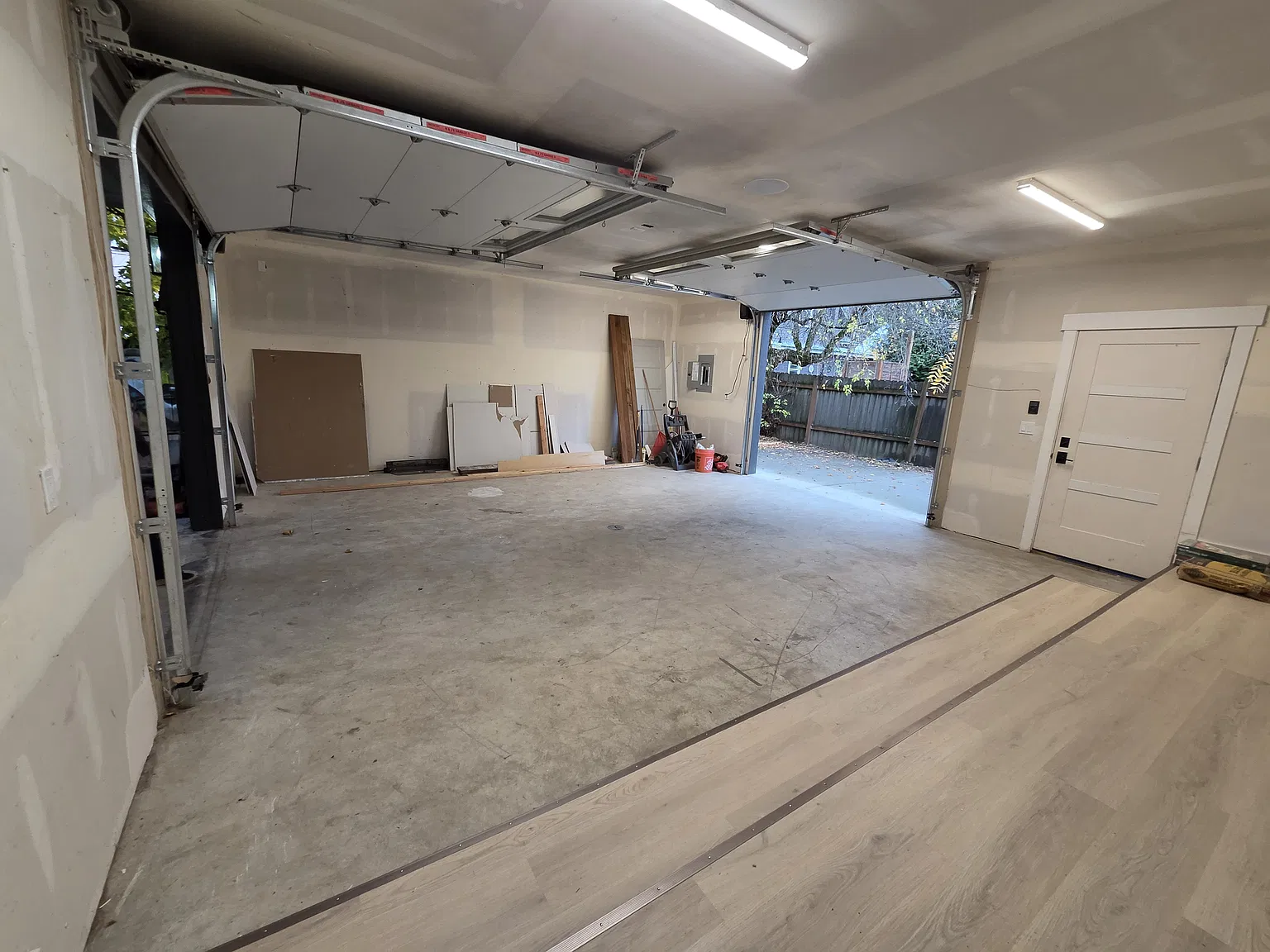3 bed, 1750 sqft, $2,400 — Photo 3