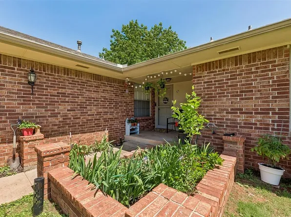 9912 S Country Club Dr, Oklahoma City, OK 73159