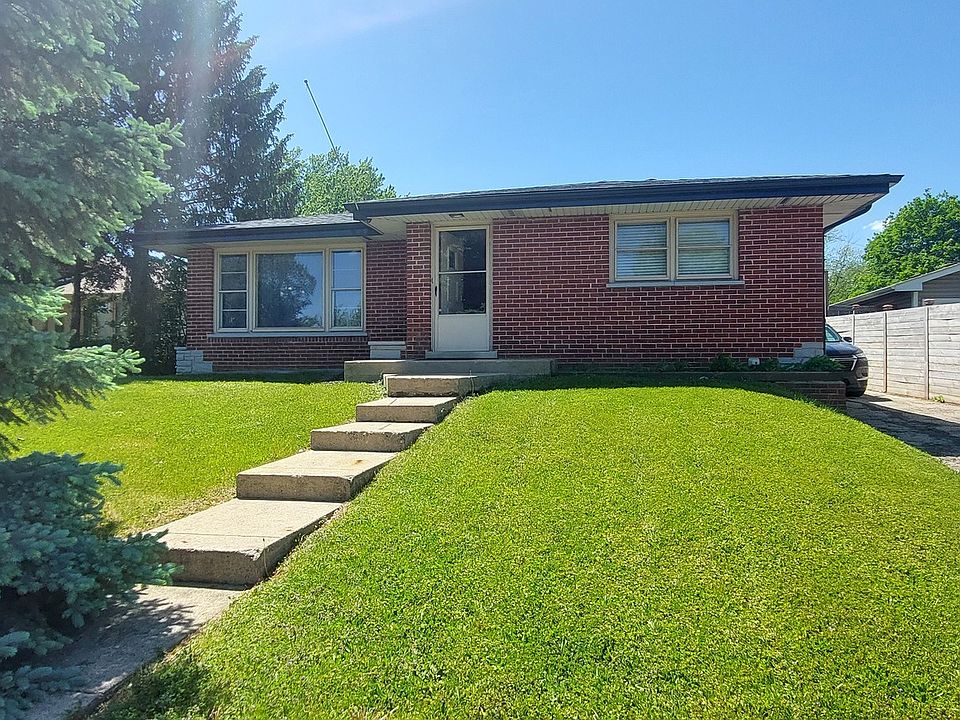 1st image of 704 S Neltnor Blvd