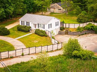116 Rogers Rd, Kittery, ME 03904