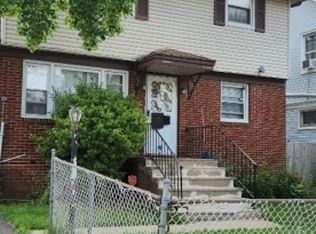 226 Hillcrest Ter, Roselle, NJ 07203