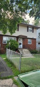226 Hillcrest Ter, Roselle, NJ, 07203
