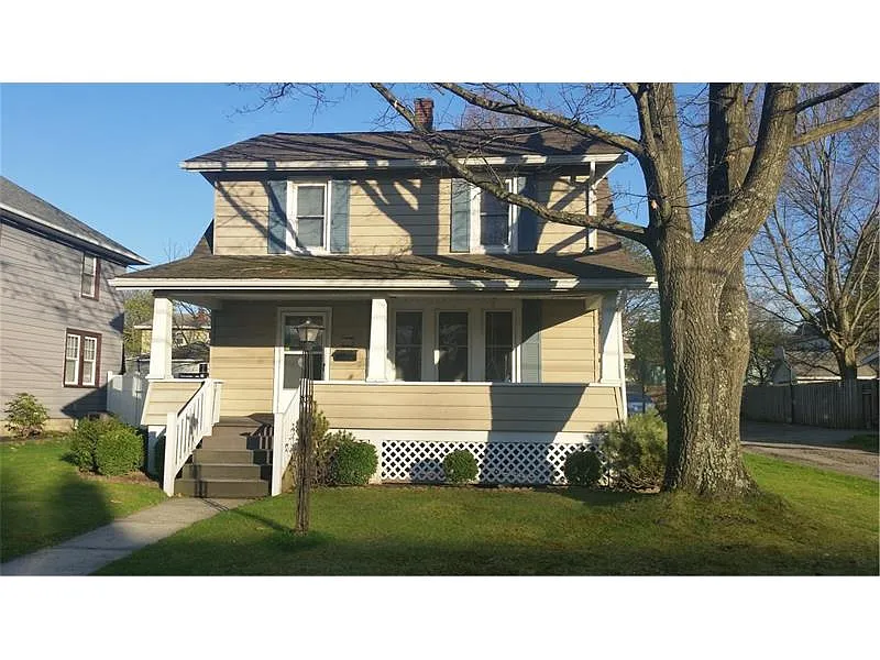 600 Spring St photo 1