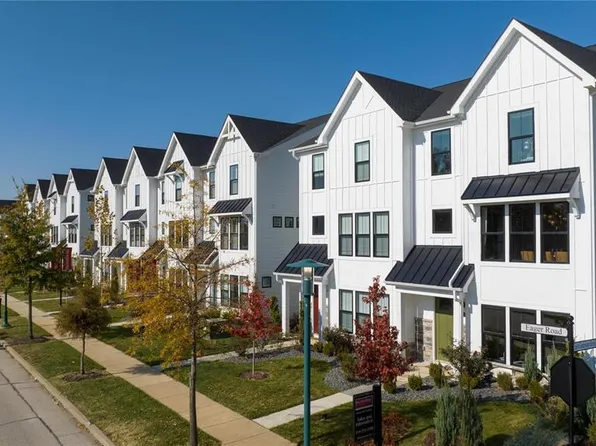 16536 Yellowwood Dr #48-301, Chesterfield, MO 63017