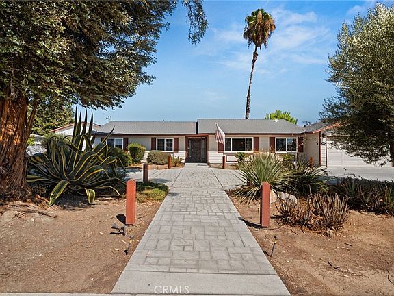 2nd image of 12283 Thomas Ln