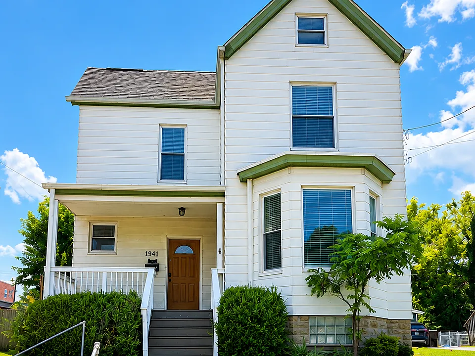 1941 Delaware Ave