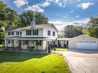 104 Royal Oaks Dr, O'Fallon, MO 63366