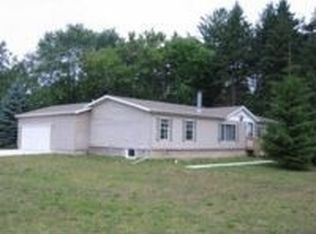 232 S Washington St, Perry, MI 48872