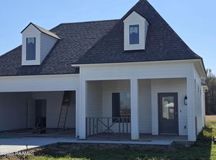 130 Chase Dr, Scott, LA 70583