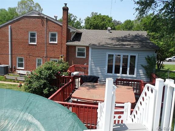 4th image of 7330 Clark Cir