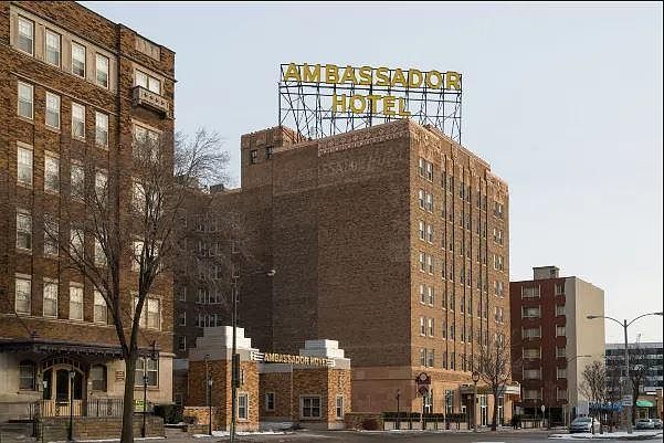 1st image of 2324 W Wisconsin Ave #461ecac72
