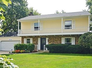 419 E Monterey Rd, Palatine, IL 60074