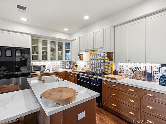 3rd image of 41574 Eagle Point Way