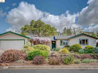 16 Hammond Pl, Moraga, CA