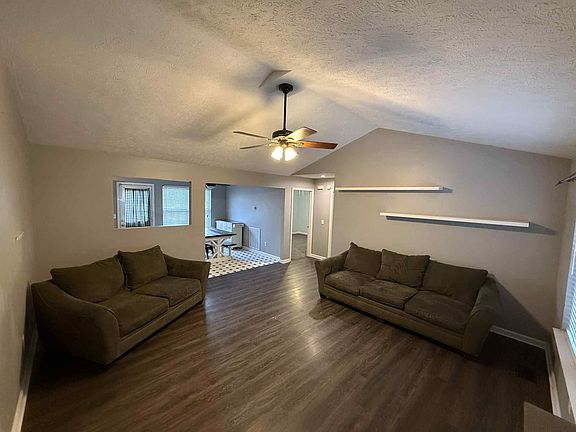 4th image of 6133 Lee Ave