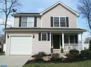 209 S Fairview St, Riverside, NJ 08075