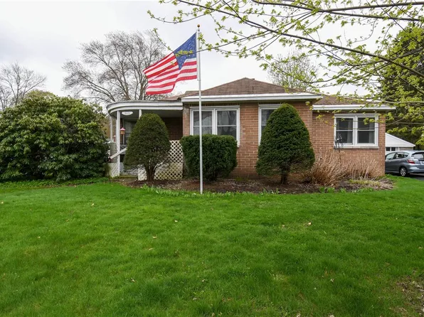 303 Shaver Ave, North Syracuse, NY 13212