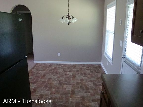 3rd image of 10970 Griffin Dr