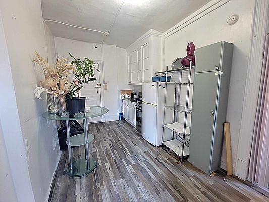 2nd image of 127 Mulberry St #23