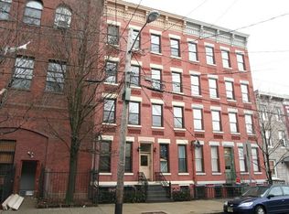 315 Pavonia Ave #202, Jersey City, NJ 07302