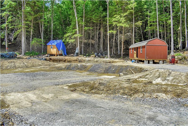 5th image of L27 Carriage Knolls Road