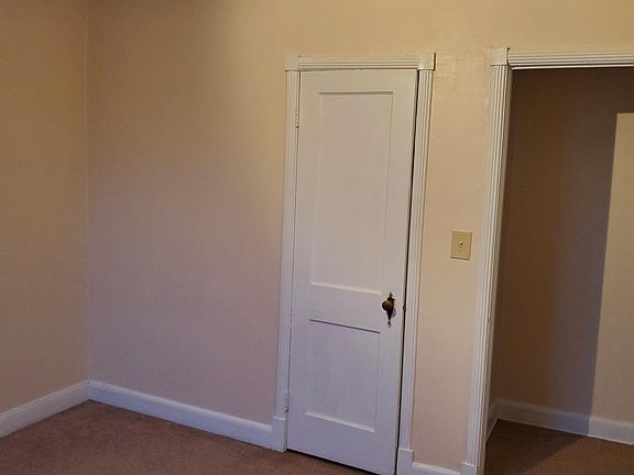 4th image of 15 Enjay Ave Floor 2
