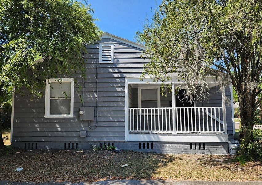 1st image of 404 W 24th St