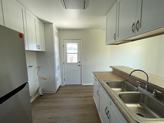 4th image of 17066 B Ln APT A