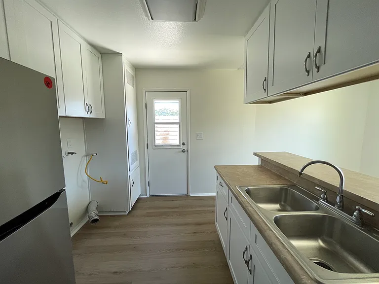 17066 B Ln #A — Photo 4