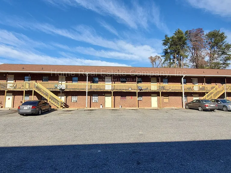 3011 Broadbay Dr #D — Photo 1