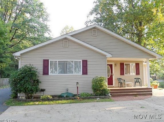 1st image of 817 W Virginia Ave