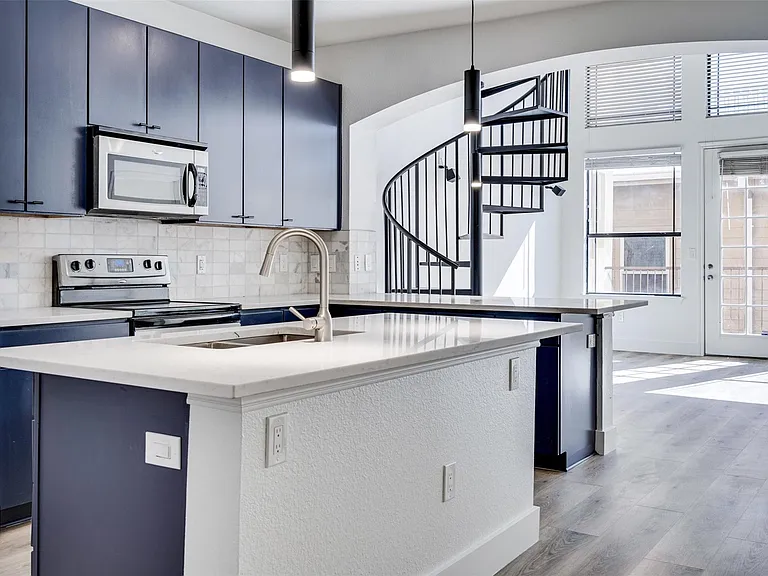 2505 San Gabriel St #600 — Photo 21