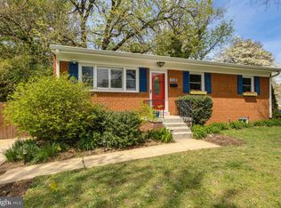 11018 Glueck Ln, Kensington, MD 20895