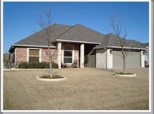 2704 Riders Way, Woodway, TX 76712