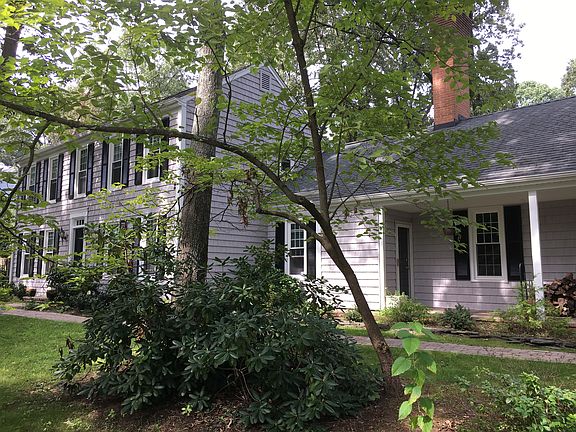 2nd image of 425 Fairtree Dr