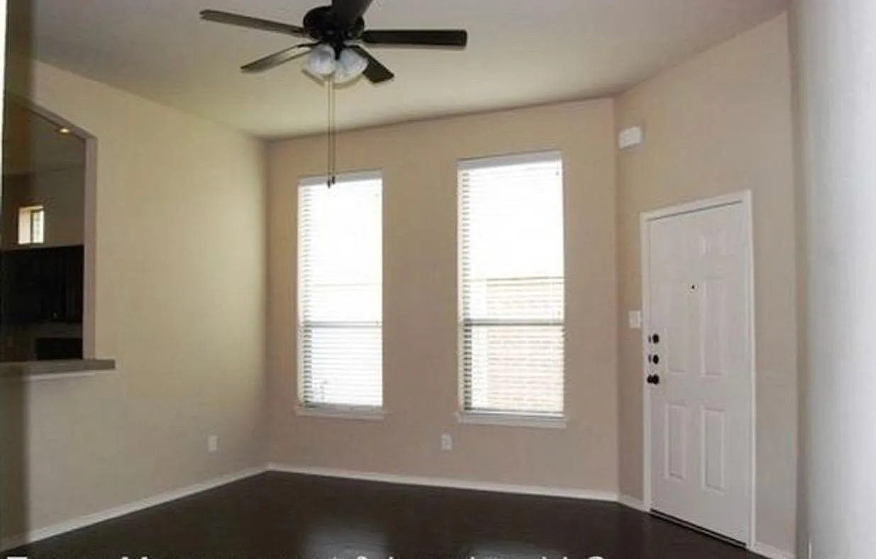 353 Orbit Dr — Photo 1