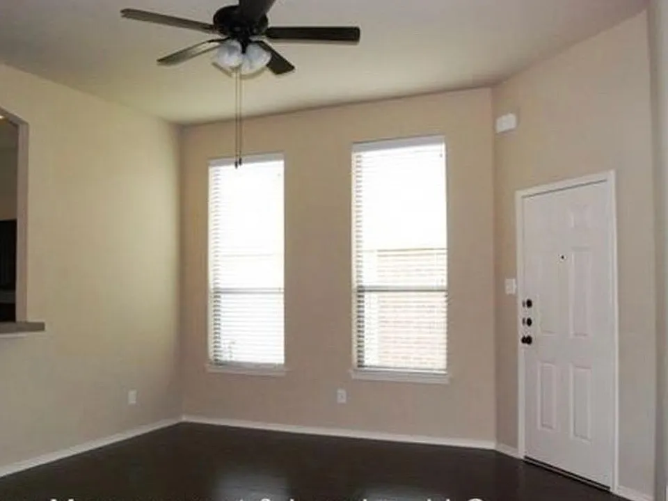 353 Orbit Dr