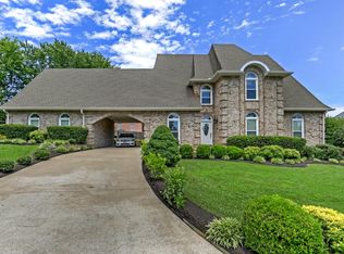 103 S Governors Cv, Hendersonville, TN 37075