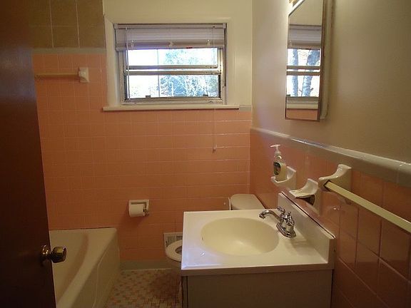 5th image of 4747 Waldrop Dr