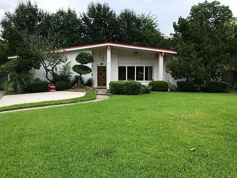1st image of 922 Boros Dr #0