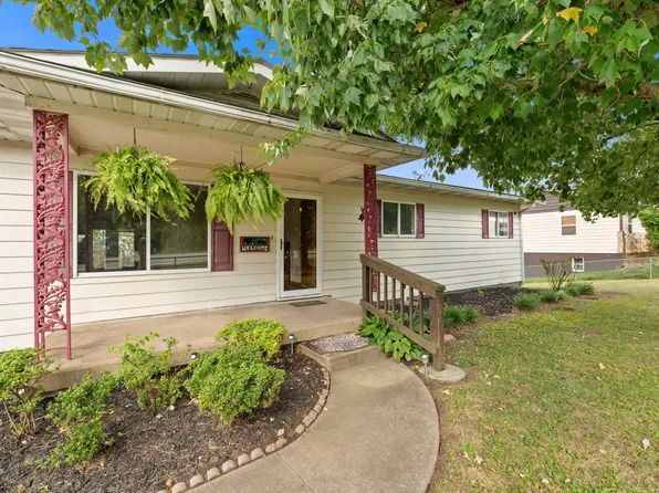 2725 Walkers Branch Rd, Huntington, WV 25704