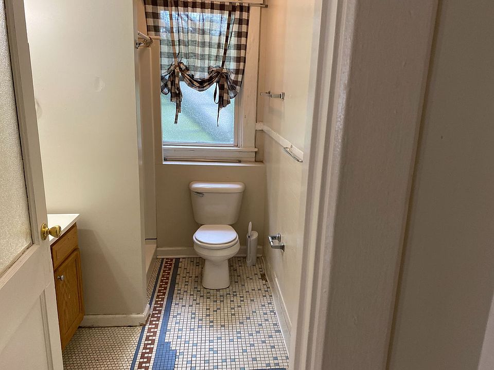 1st image of 316 Aylesford Pl APT 3