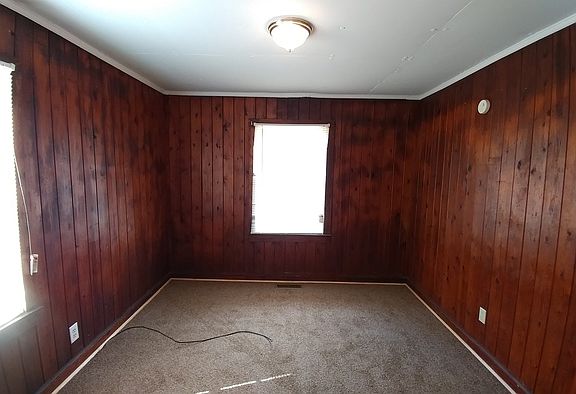 4th image of 1837 Adams Ave