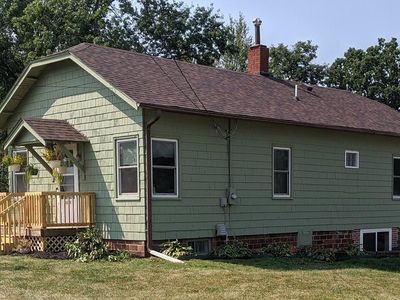 1005 E 10th St S, Newton, IA, 50208