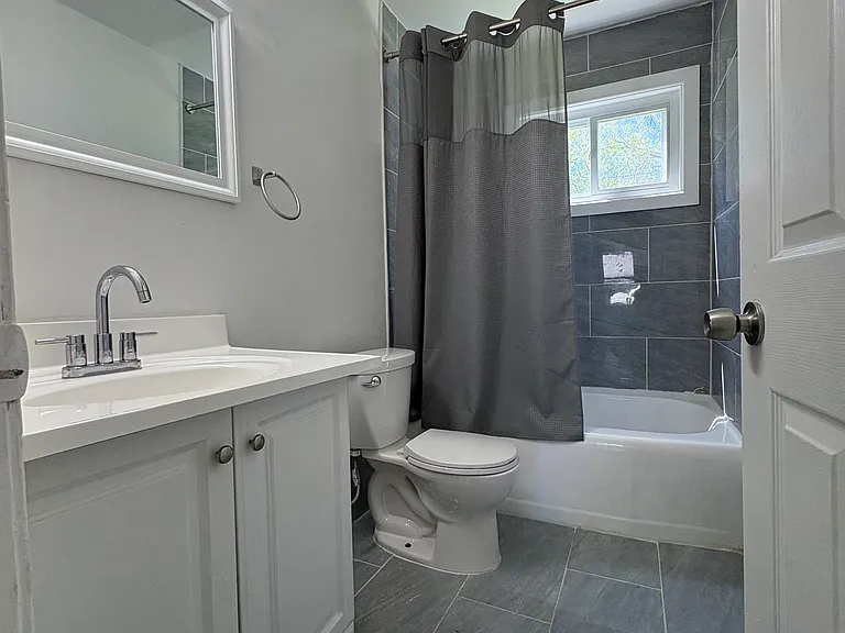 26437 Lehigh St — Photo 12