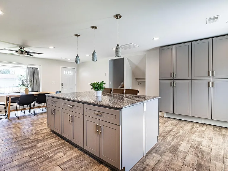 8743 Leslie Dr — Photo 7